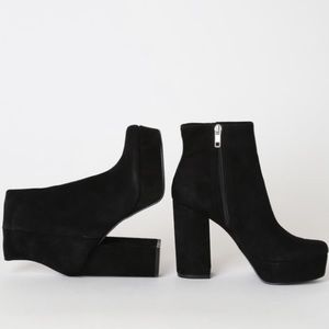 Steve Madden Bang Black Suede Platform Boots